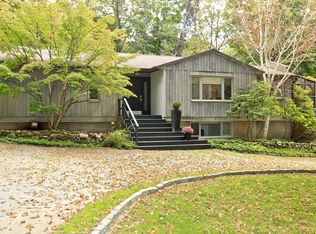 880 Old Albany Post Rd, Garrison, NY 10524