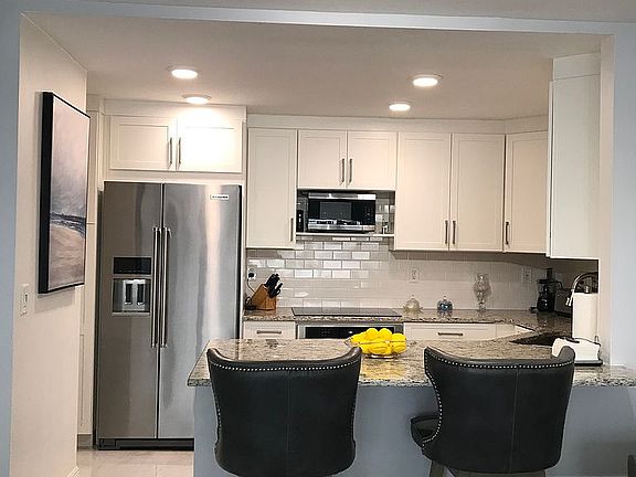 5th image of 2100 S Ocean Dr APT 2B