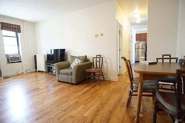 Rented by Mdays Realty | media 24