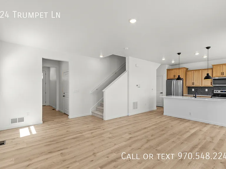 824 Trumpet Ln — Photo 7