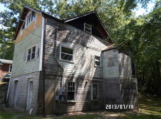 14 Sylvan Rd, Glocester, RI 02814