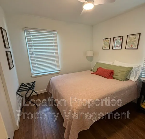 608 W 25th St #1 — Photo 10