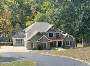 6847 Five Mile Rd, Cincinnati, OH 45230