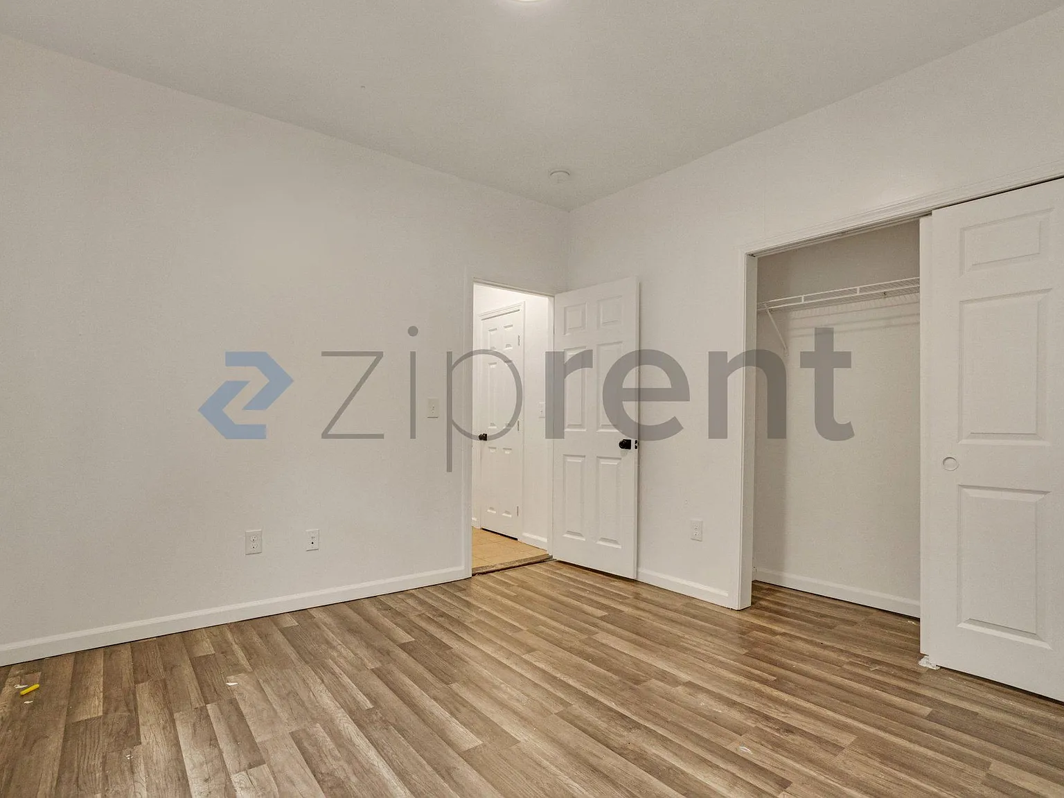 2 bed, 950 sqft, $1,500 — Photo 3