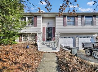 205 Glenwell Cir, Medina, OH