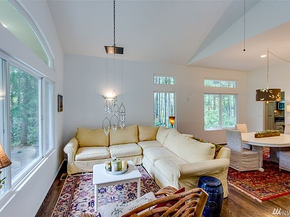 3rd image of 7057 Zoey Pl NW