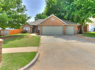 1805 Barrington Dr, Norman, OK 73071