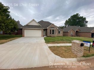 11825 SW 17th St, Yukon, OK 73099