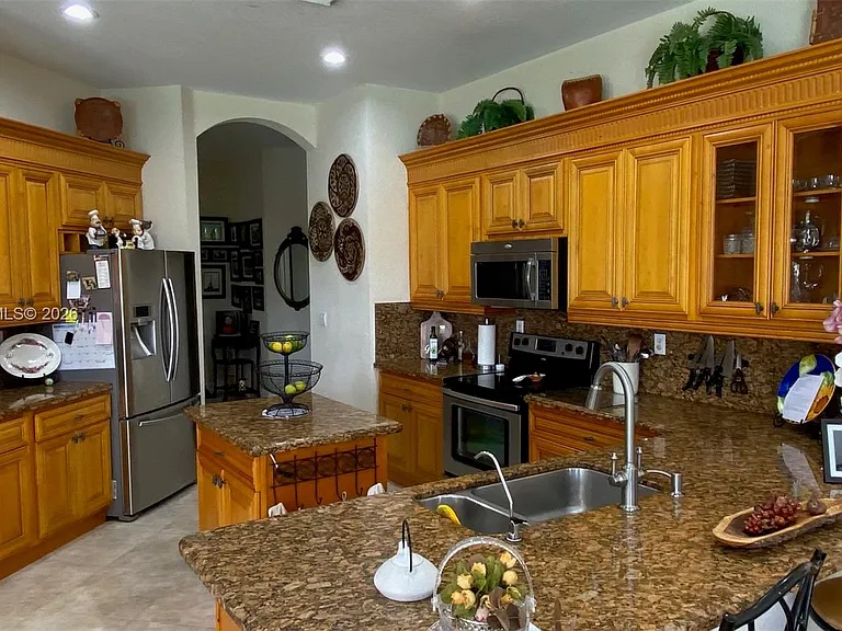 3885 E Hibiscus St — Photo 13