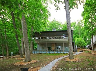 202 Pawnee Rd, Lake Ozark, MO 65049
