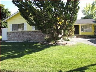 1st image of 982 Selby Ln