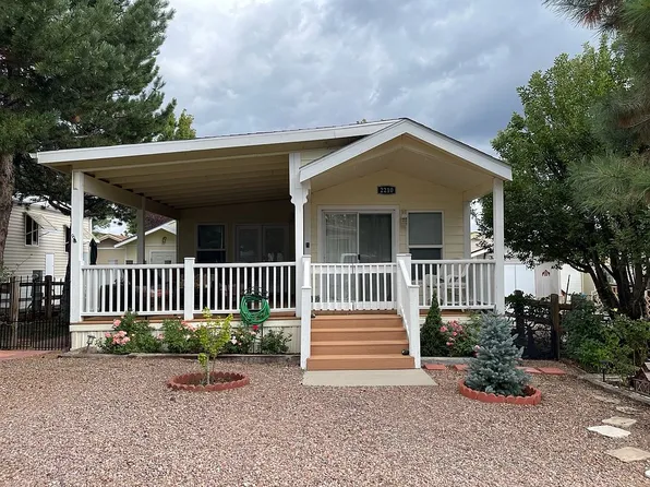 2210 Wrangler Way, Overgaard, AZ 85933