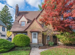 310 Valley Rd, Montclair, NJ 07042