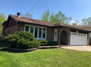 15157 Waverly Ave, Midlothian, IL 60445