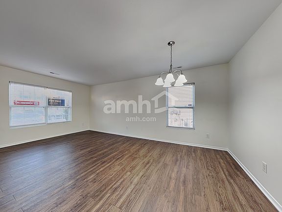 5th image of 8443 Redding Glen Ave