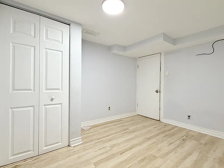 567 Campbell Ave #LOWER — Photo 6