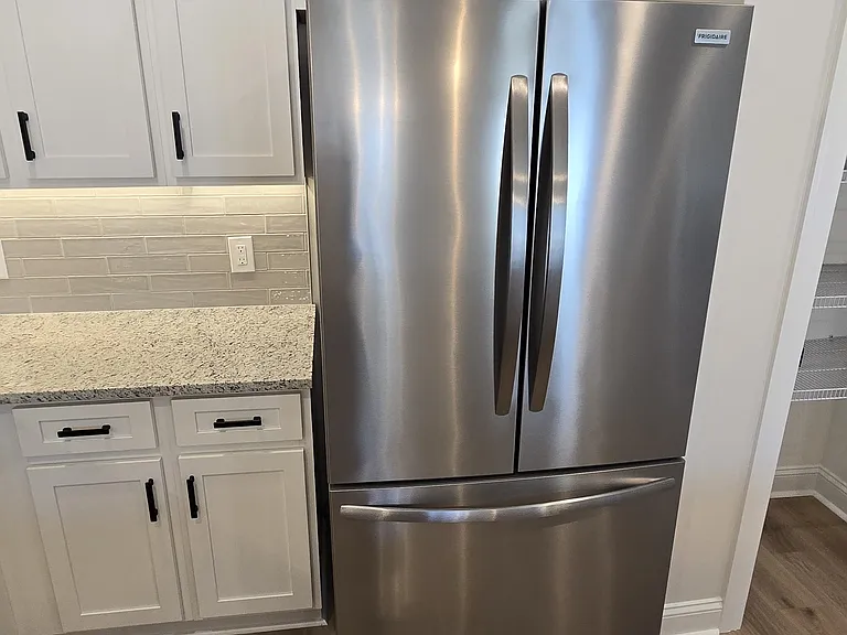4301 Laurel Ridge Dr — Photo 20