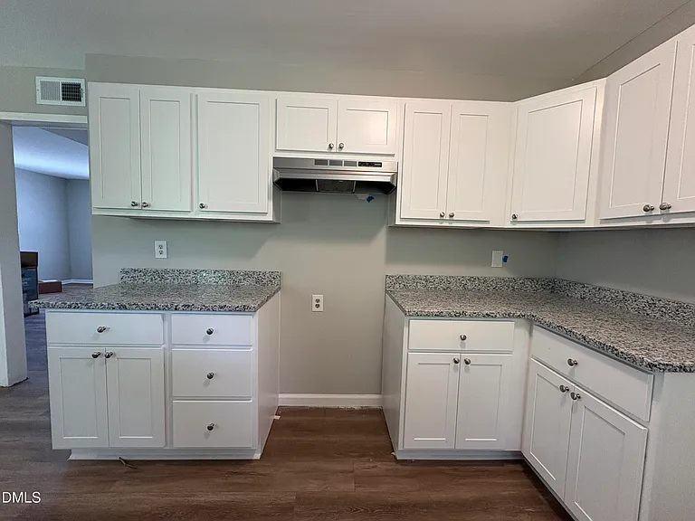 1704 Sundial Pl — Photo 6
