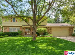 729 S 127th St, Omaha, NE 68154