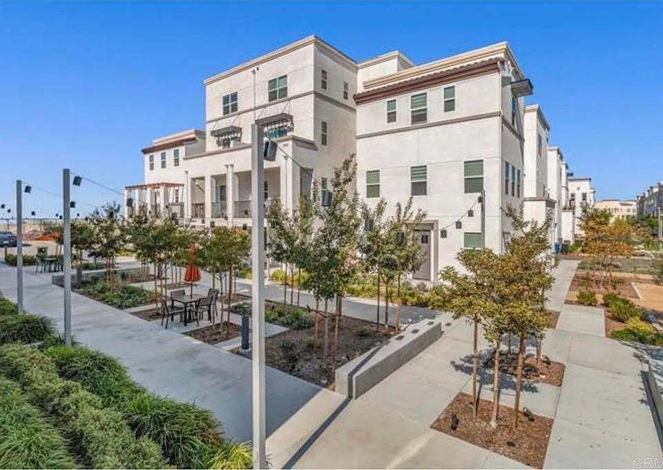 2010 Mindoro Ln