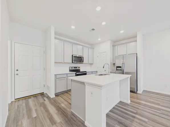 21653 E 59th Pl, Aurora, CO 80019
