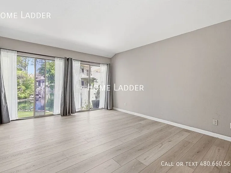 514 S Marina Dr — Photo 13