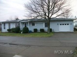 730 Tuttle St, Belpre, OH 45714