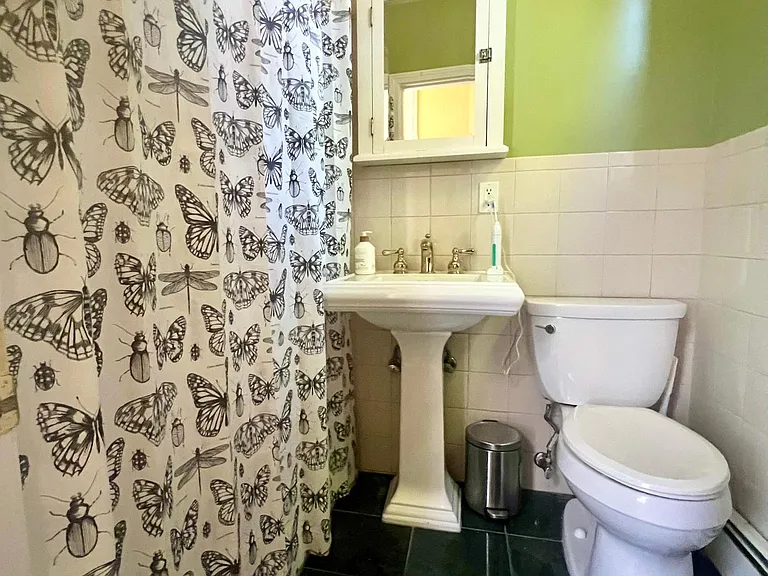 15 Bigelow St #1 — Photo 7