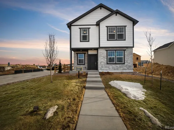 790 N Bersshine Court, Aurora, CO 80018