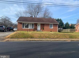 438 Randolph Ave, Front Royal, VA 22630