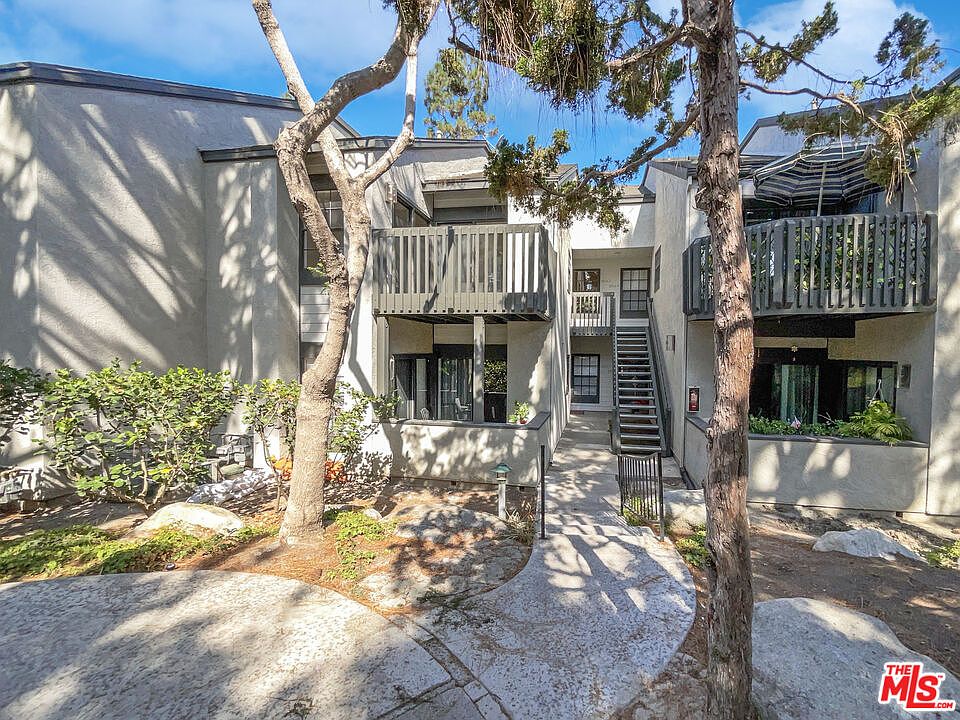 1st image of 2514 W Macarthur Blvd Unit J