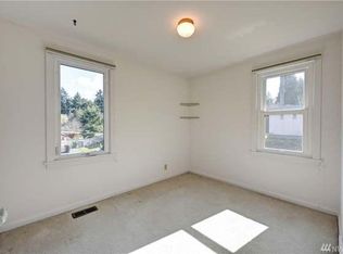 460 Bronson Way NE, Renton, WA 98056