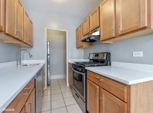 1035 W Loyola Ave #607, Chicago, IL 60626