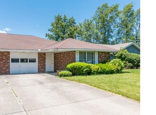 2089 Brookhaven Dr, Lima, OH 45805