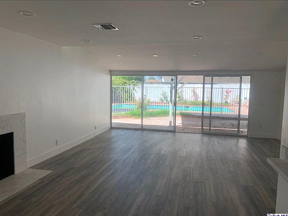 4th image of 8111 Andasol Ave