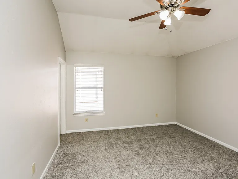 5978 E Wagon Hill Rd — Photo 6