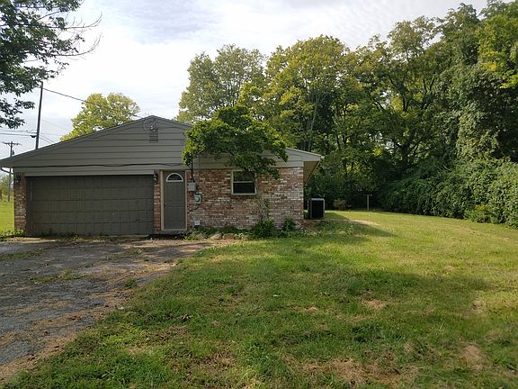 3rd image of 451 Shiloh Springs Rd