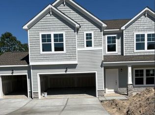 279 Enfield Dr, Carthage, NC 28327
