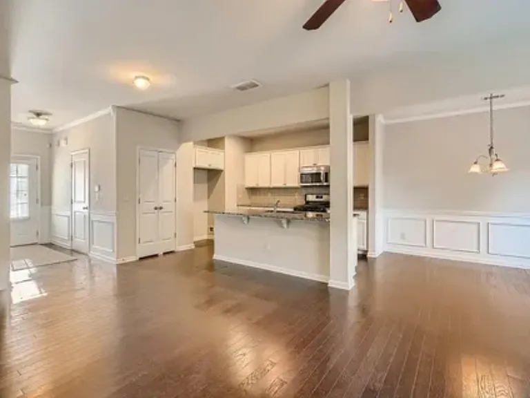 5202 Sherwood Way #61 — Photo 7