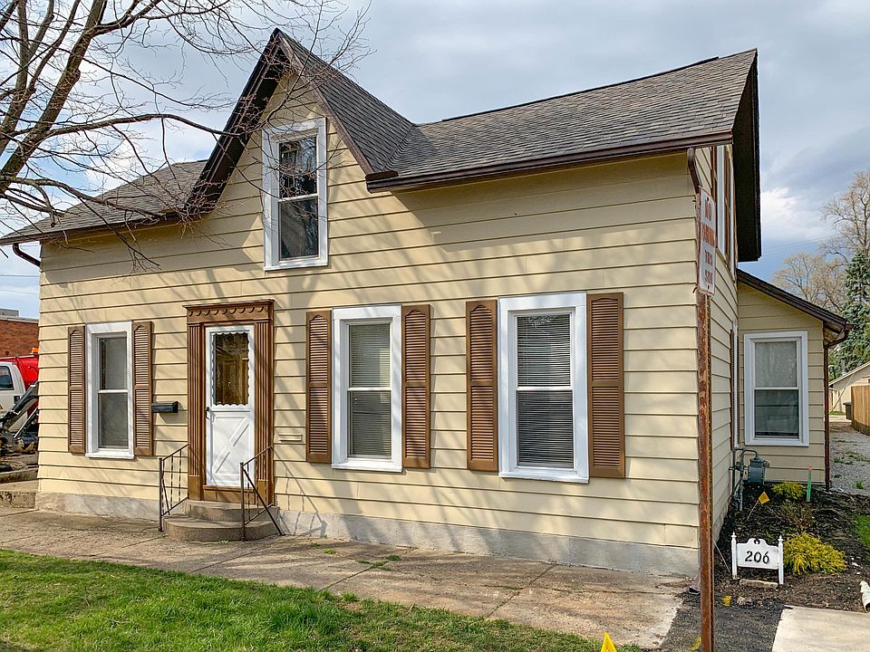 1st image of 206 E Court St