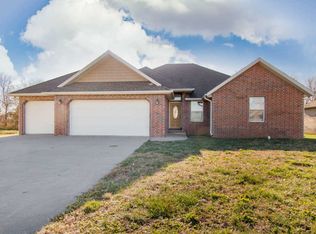 95 Holly Ridge Rd, Willard, MO 65781