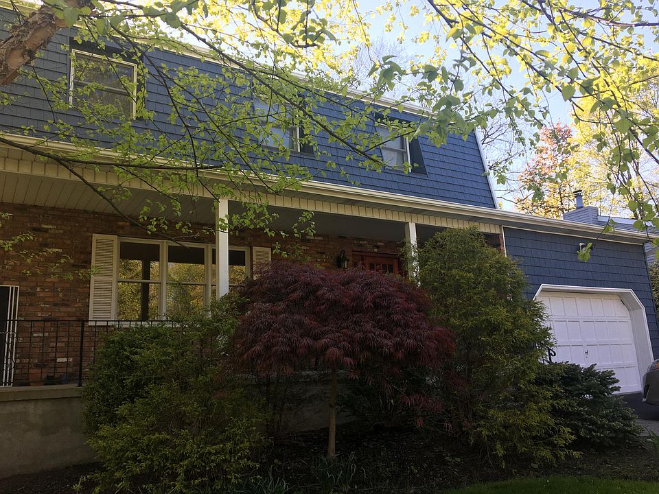 2nd image of 91 Piermont Pl