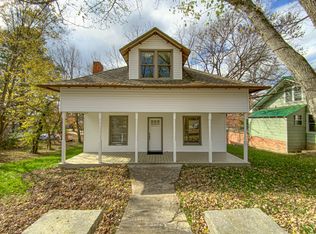 404 S Vine St, Harrison, AR 72601