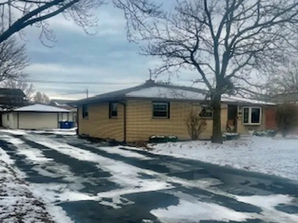451 E 163rd St, South Holland, IL 60473