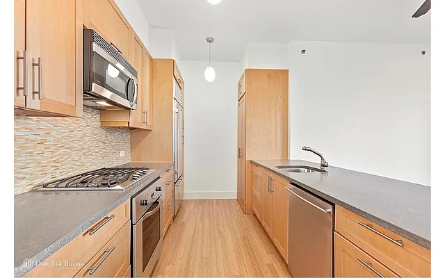 Rented by Douglas Elliman | media 18