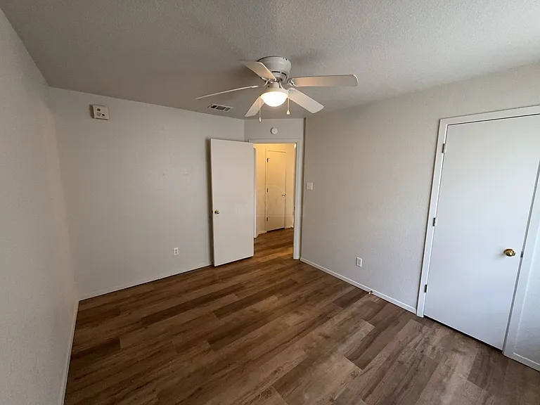 621 Deloris Dr — Photo 7