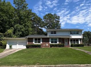 2338 Navajo Trl SW, Atlanta, GA 30331