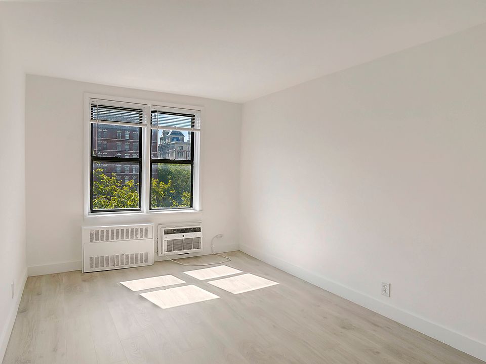 1st image of 315 E 21st St APT 5C