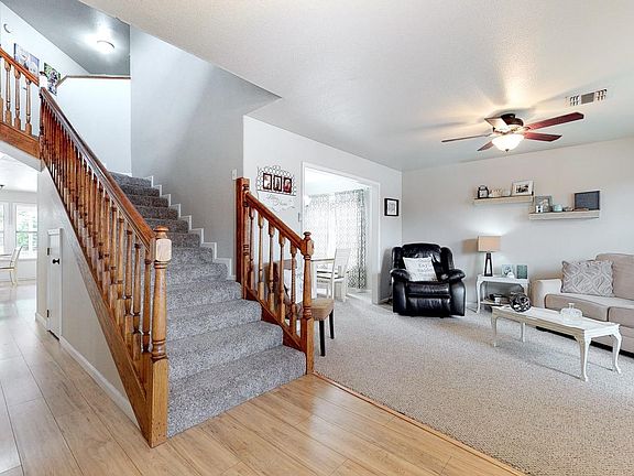 3rd image of 1676 Donald Ct
