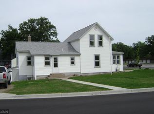 323 2nd Ave S, Sauk Rapids, MN 56379